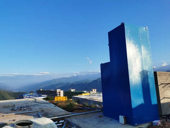 元陽縣第二中學(xué)生活飲用水凈化設(shè)備