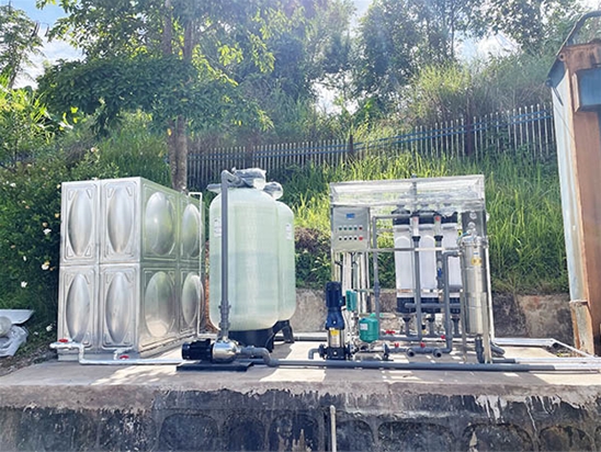 普洱某邊防部隊生活飲用水8噸超濾設(shè)備