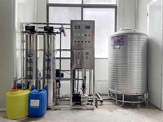 昆船工業(yè)園食堂餐飲用水0.5噸純水設(shè)備