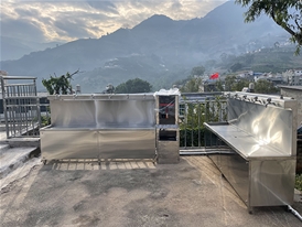 新平嘎灑鎮(zhèn)大青樹小學0.5噸反滲透+飲水平臺