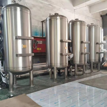 304/316不銹鋼多介質過濾罐