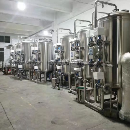 304/316不銹鋼多介質(zhì)過濾罐