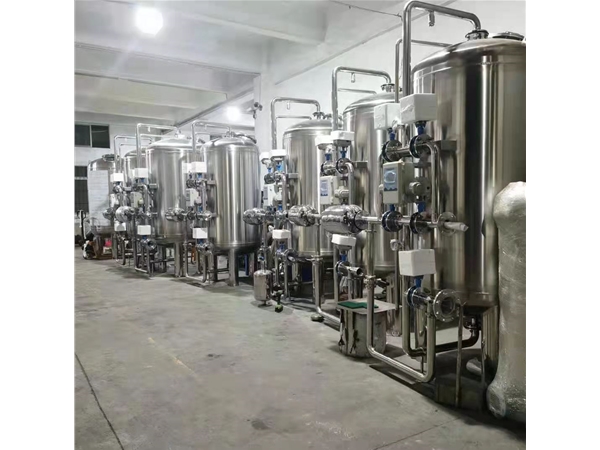 304/316不銹鋼多介質(zhì)過(guò)濾罐