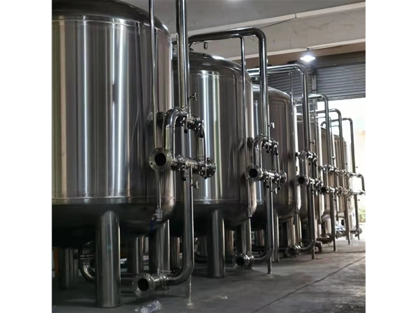 304/316不銹鋼多介質(zhì)過(guò)濾罐